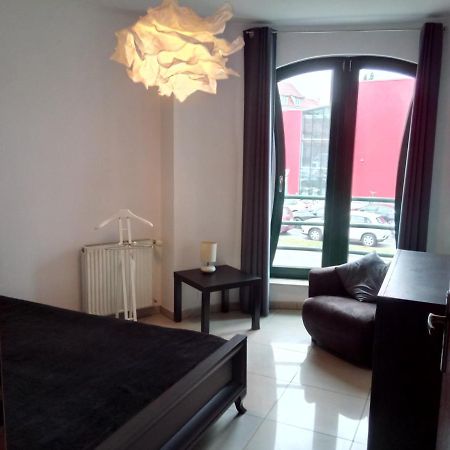 Apartamenty Krzywe Okna Zielona Góra Exteriör bild