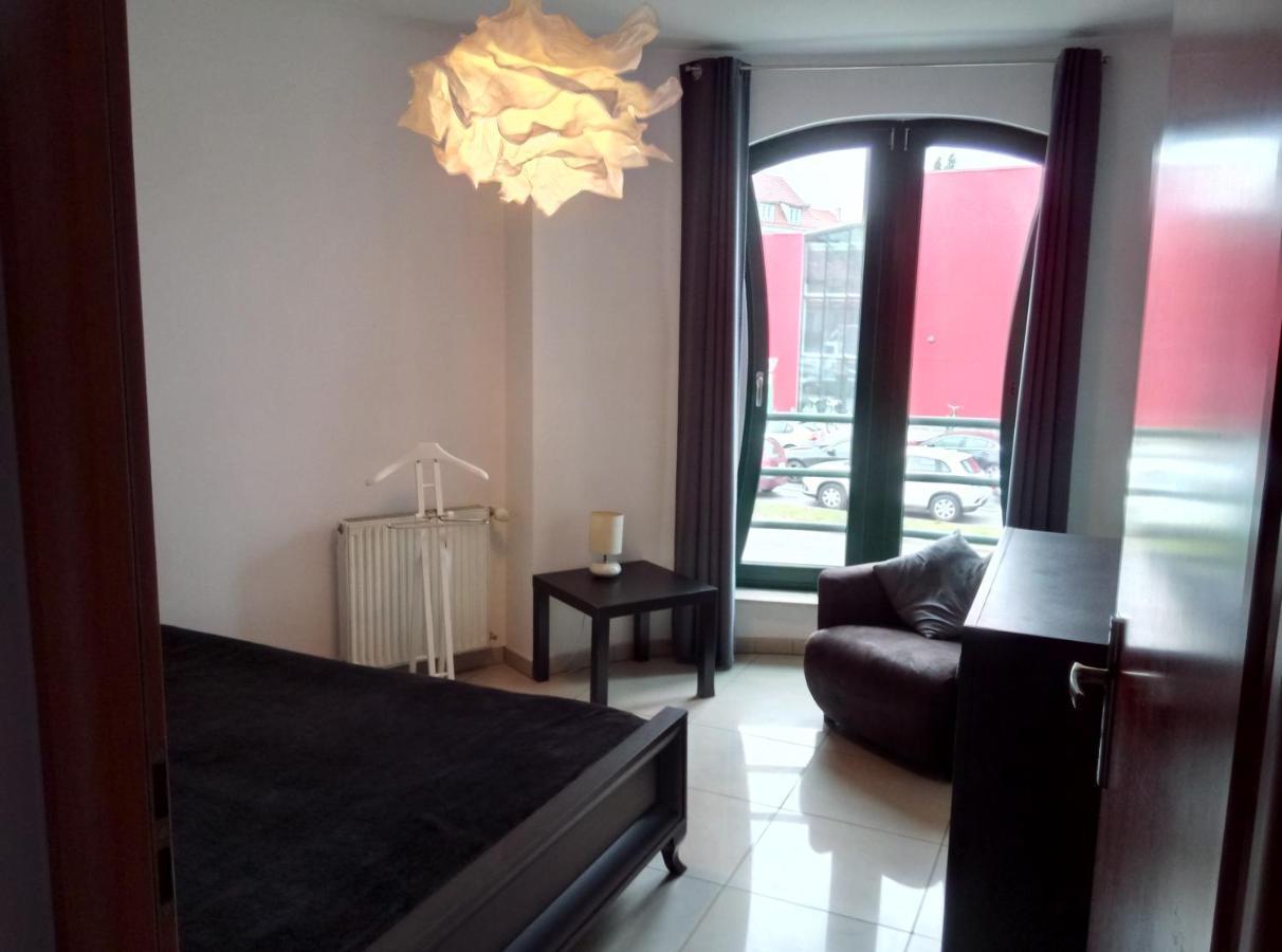 Apartamenty Krzywe Okna Zielona Góra Exteriör bild