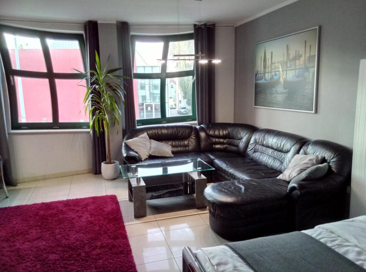 Apartamenty Krzywe Okna Zielona Góra Exteriör bild